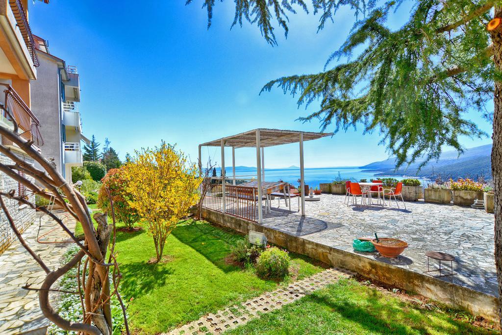 Apartments Creska 629 Rabac Exteriör bild
